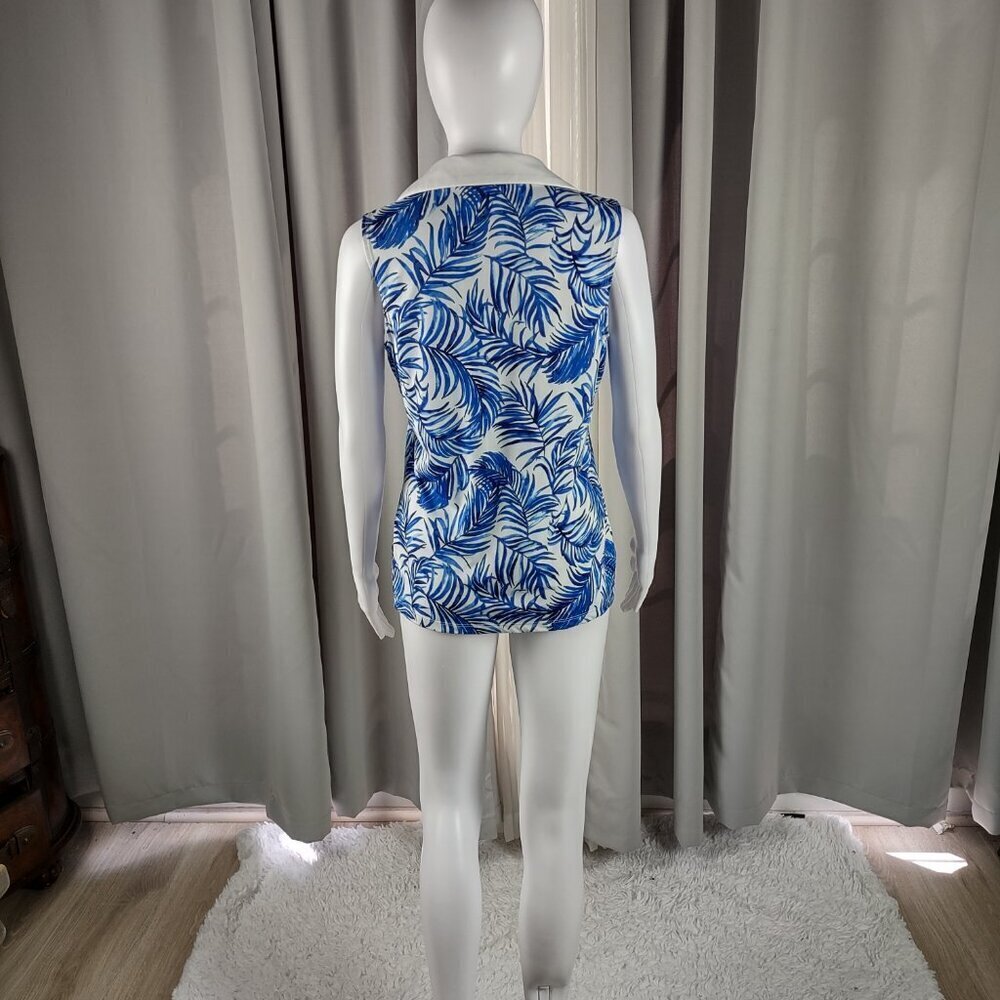 Tommy Bahama Golf Active Sleeveless Polo in Sea Palm Blue & White Size M - Picture 4 of 11